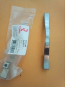 Richelieu 3" Cabinet Pull w/ Screws Sold Each bp879195 (F1) - Picture 1 of 2