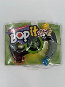 2002 Hasbro Bop It Extreme 2 Handheld Electronic Game Musical Milton 40940 NIB - Picture 1 of 8