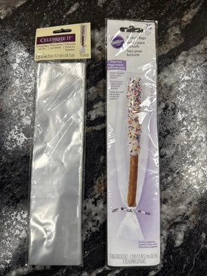 Wilton~Bolsas de fiesta Pretzel~Bolsas de 75 unidades~Mega paquete~2 unidades. Bolsas ~ selladas Foto 1 de 4