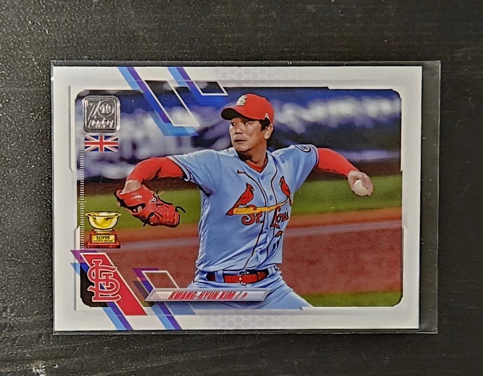2021 Topps UK Edition Rookie Gold Cup Kwang-Hyun Kim #176  - Image 1 of 2