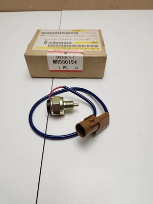 Interruptor de posição de mudança de marchas caixa de transferência fabricante de equipamento original Mitsubishi Montero Pajero MR580154 - Imagem 1 de 4