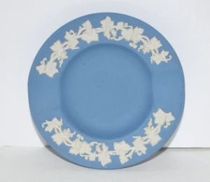 Wedgwood Jasperware Ashtray Two Slot Laurel Light Blue Lavender Signed - Picture 1 of 8