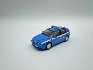 MODELLINO AUTO ALFA ROMEO 156 SW 1997 POLIZIA - NEWRAY - SCALA 1:43 "DIE CAST" - Picture 1 of 4