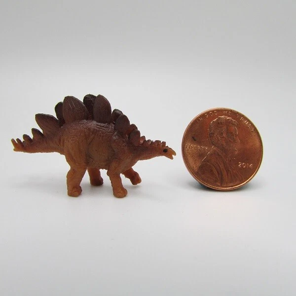 HANDLEY Dollhouse Miniature Rubber Plastic Toy Stegosaurus Dinosaur MUL6038-2