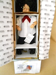 Vintage 1998 USPS Commerative Doll CARMEN by Linda Steele - Bild 1 von 8
