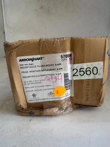 Arrow Hart 5700N Receptacle Flush Mount 6-30R 30A 250V 2P 3W Pack of 4 - Picture 1 of 3