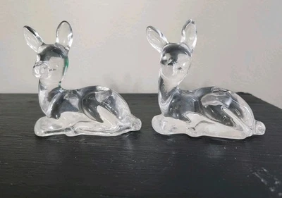 Juego de 2 mini candelabros/estatuilla cónicos de vidrio Biedermann de ciervo/doe Foto 1 de 4