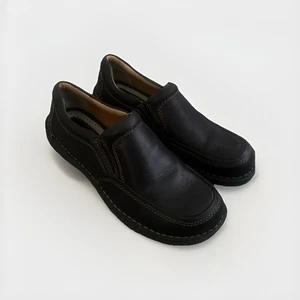 Born Shoes Mens 8.5 M Loafers Black Casual Slip On Round Toe Comfort H42403 - Picture 1 of 10
