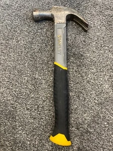 Martillo de garra serio Stanley 20 oz GRANDE - Imagen 1 de 4
