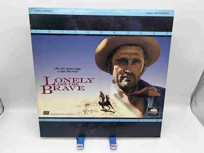 "Lonely are the Brave" Letterbox Laserdisc LD - Walter Matthau - Imagem 1 de 3