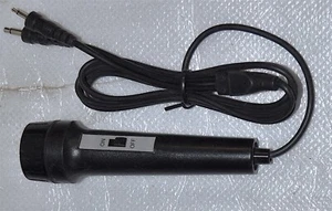 VINTAGE SMALL UNBRANDED DYNAMIC MICROPHONE W/ CABLE COMMERCIAL SURPLUS - Picture 1 of 1