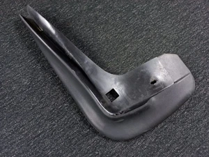 BMW 7-Series E38 Original Front Left Mud Flap Cover OEM 82.19-9402933 - Picture 1 of 17