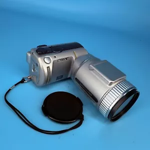 Sony CyberShot 3.3 MP Digitalkamera mit 10x Zoom - sehr guter Zustand (DSC-F505V) mit Tasche - Bild 1 von 19