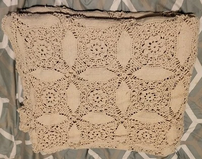 复古手工缝制和手工钩针面霜餐巾、桌巾和毯子 — 第 1/3 张图片