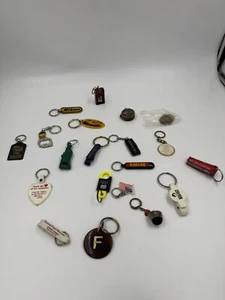 Lote de 20 llaveros vintage recuerdos, anuncios, Francia, Kentucky, Toronto - Imagen 1 de 12