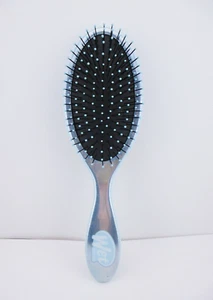 Wet Brush Detangling Brush *READ MORE* Baby Blue Iridescent - FREE SHIPPING - Picture 1 of 3