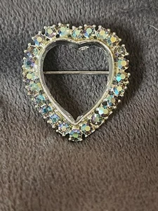 Vintage Aurora Borealis Brosche in Herzform - Bild 1 von 4