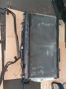 Subaru Impreza Sti Spec C Bugeye Heizkörper mit Getriebekühlerleitungen - Bild 1 von 5