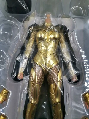 Action Body Figure Hands Box Golden Armor Wonder Woman 5.0 HT MMS577 1/6 Hottoys - Image 1 of 3