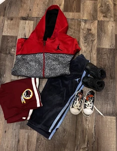 Lote de ropa vintage para niños paquete de ropa zapatos Nike Jordan Redskins 4-12 niños - Imagen 1 de 15
