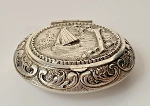 Antigua caja de tabaco holandesa de plata c1900 Repousse río vela firme clic cierre tapa - Imagen 1 de 20