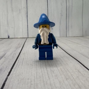 LEGO Dragon Knights Majisto Wizard Minifigure ~ Castle 1736 (cas019) - Picture 1 of 5