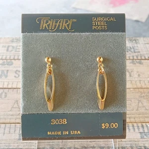 Pendientes colgantes minimalistas vintage TRIFARI tono dorado, nuevo stock antiguo - Imagen 1 de 2