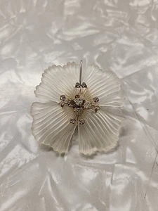 Colgante floral de vidrio esmerilado Miriam Haskell vintage raro. Firmado - Imagen 1 de 4