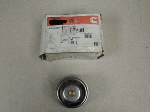 Cummins Thermostat 4952630 New Out of Box - Picture 1 of 4