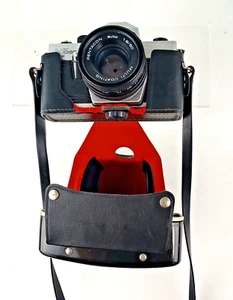 Praktica Super TL1000 SLR Vintage Film Camera & Pentacon 50mm f/1.8 lens + case - Picture 1 of 11