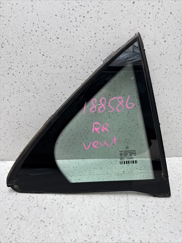 2010 - 2016 Mercedes Benz E Class W212 Glass Window Vent Passenger Rh Rear Foto 1 de 4