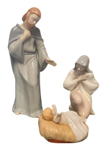 Vintage Avon Porcelain Nativity Holy Family Figurines Set Of 3 Joseph Mary Jesus - Picture 1 of 11