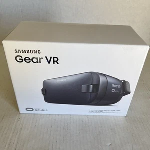 Samsung Gear VR Oculus Virtual Reality Headset 2016 SM-R323 Black - Picture 1 of 13