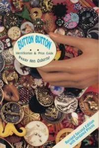 Button Buttons book Vintage Victorian Brass Gold - Imagen 1 de 5
