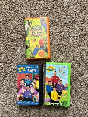 (3) Wiggles VHS Lot - Wake Up Jeff, Wiggly Play Time, Wiggly Safari - Image 1 of 3