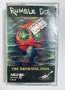 Rumbledog The Drowning Pool Kassette Band schmutzige Looks VERSIEGELT RARITÄT OOP NOS - Bild 1 von 3