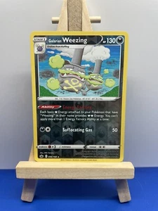 Galarian Weezing 096/198 Reverse Holo Chilling Reign Pokemon Card - Picture 1 of 2