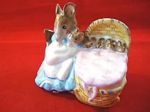Beatrix Potter Hunca Munca mit ihren Babys Porzellan F. Warne, Beswick England - Bild 1 von 9