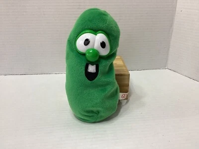 "Bolsa de frijoles Gund Big Idea de peluche Veggie Tales años 90 Larry the Cucumber Veggie Tales de colección" Foto 1 de 4