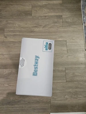 Bestway 671GQE TRITECH AIR MATTRESS QUEEN 24 " WITH BUILT IN AC PUMP INCLUDED - Image 1 of 4