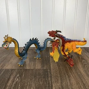 Lotto di 2 statuine mitiche cinesi Safari Ltd Dragons Fire & Krystal Blue - Foto 1 di 7