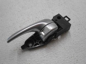 2013 2014 2015 2016 Dodge Dart Front Left Driver Interior Door Handle With Bolt - Bild 1 von 10