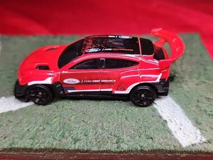 2021 Hot Wheels Ford Mustang Mach-E 1400 - 1:64 1/64 HW Green Speed 1/5 rot - Bild 1 von 7