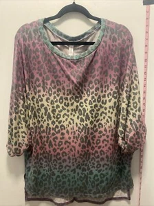 Honey Me Womens Size Small Leopard Cheetah Rainbow NWT Blouse Soft - Picture 1 of 5