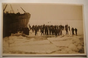 Newfoundland.Leaving for the kill.Ship in ice.Photo S.H.Parsons.1914 Disaster ? - Picture 1 of 2