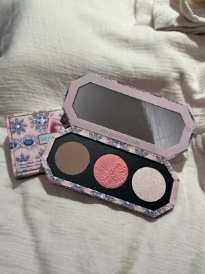 Pat McGrath Labs Divine Blush + Bronze + Glow Trio: Nirvana In Bloom Face RRP£51 - Image 1 of 4