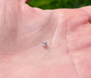 14K Solid Gold Round 3mm and 4mm Natural Diamond Prong Dermal Anchor Top - Picture 1 of 3