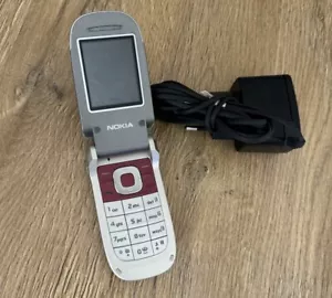 Nokia 2760 - Velvet Red Ottimo - Foto 1 di 10