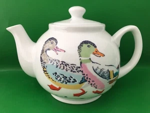 Rare Cath Kidston Ducks 🦆 design 2 pint teapot - Picture 1 of 3