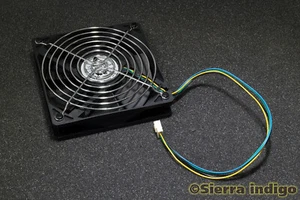 Fujitsu Celsius W360 Lüfter V26815-B116-V63 - Bild 1 von 1